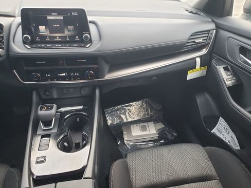 New 2026 Nissan Rogue SV image 17