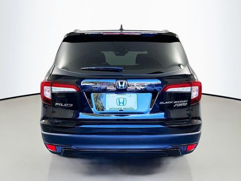 Used 2022 Honda Pilot Black Edition image 6