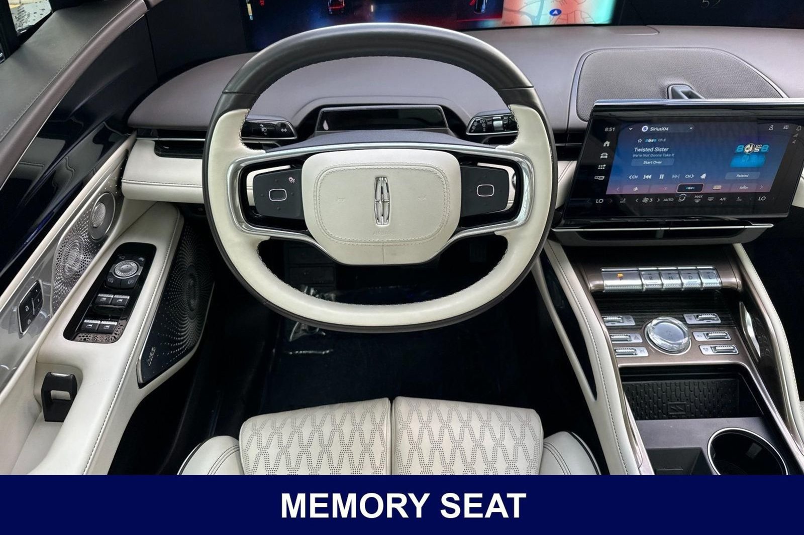 Used 2024 Lincoln Nautilus Black Label AWD/4WD image 18