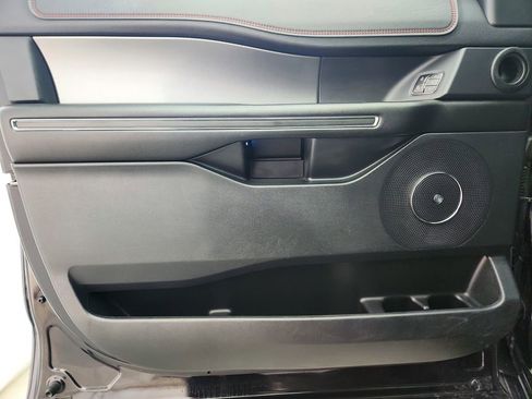 Used 2019 Ford Expedition Limited w/ Equipment Group 303A image 30