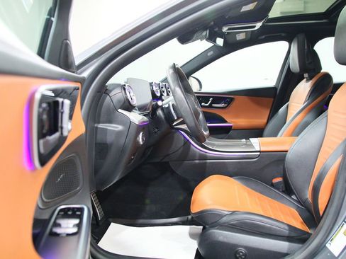 Certified 2023 Mercedes-Benz C 300 4MATIC Sedan image 4