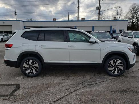 New 2026 Volkswagen Atlas SE AWD/4WD image 2