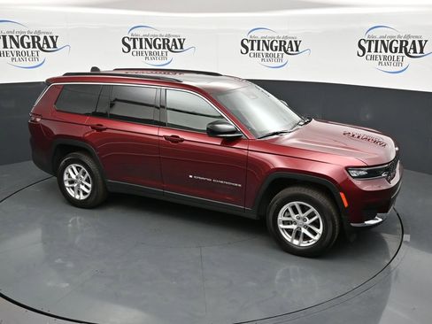 Used 2025 Jeep Grand Cherokee L Laredo w/ Trailer Tow Package RWD image 18