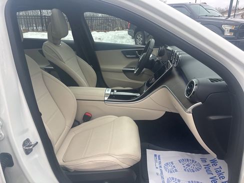 Used 2026 Mercedes-Benz C 300 4MATIC Sedan image 11