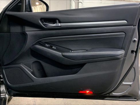 Used 2020 Nissan Altima 2.5 SL image 23