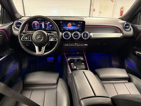 Used 2022 Mercedes-Benz GLB 250 image 13