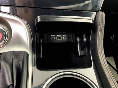 Used 2019 Nissan Maxima SR w/ Premium Package FWD image 16