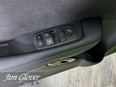 Used 2023 Dodge Challenger SRT Hellcat image 14