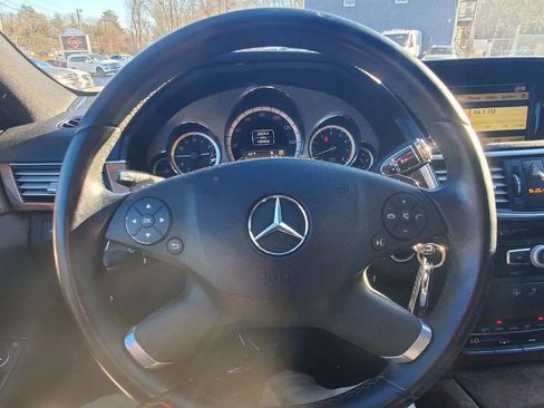 Used 2012 Mercedes-Benz E 350 E 350 4MATIC Sedan 4D image 15