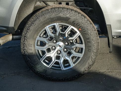 New 2026 Chevrolet Colorado Z71 w/ Technology Package AWD/4WD image 11