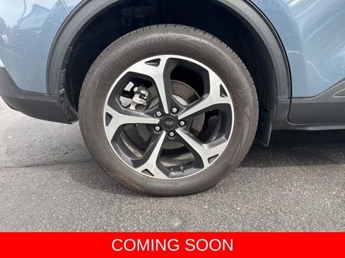 Used 2025 Ford Escape ST-Line Select w/ Tech Pack #1 AWD/4WD image 5