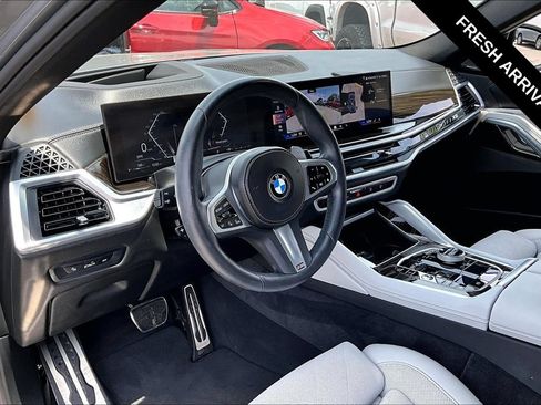 Used 2024 BMW X6 xDrive40i w/ Executive Package AWD/4WD image 5