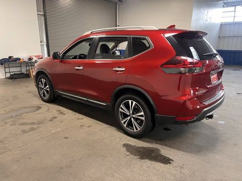 Used 2018 Nissan Rogue SL w/ Premium Package image 5