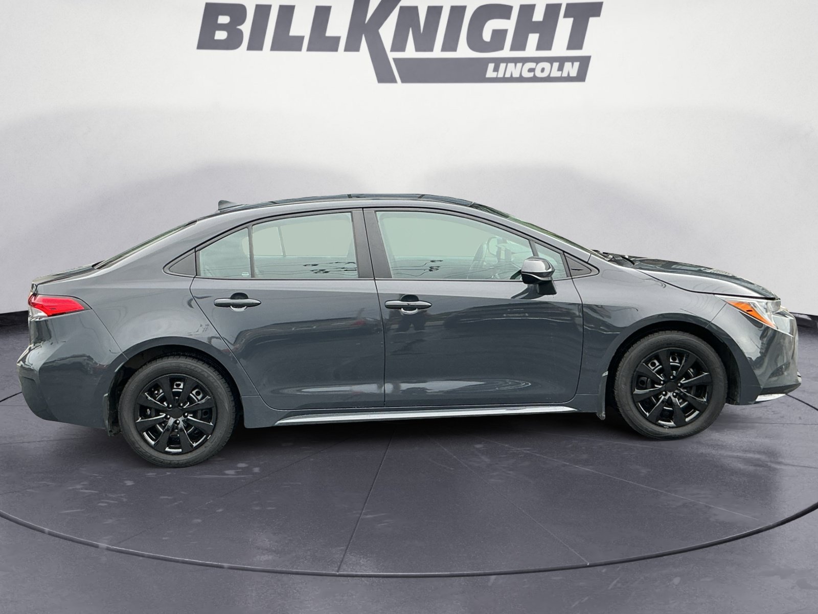 Used 2024 Toyota Corolla LE FWD image 7