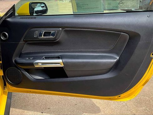 Used 2015 Ford Mustang Coupe w/ Equipment Group 051A image 25