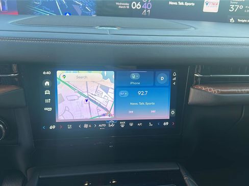 Used 2025 Lincoln Navigator Black Label image 20