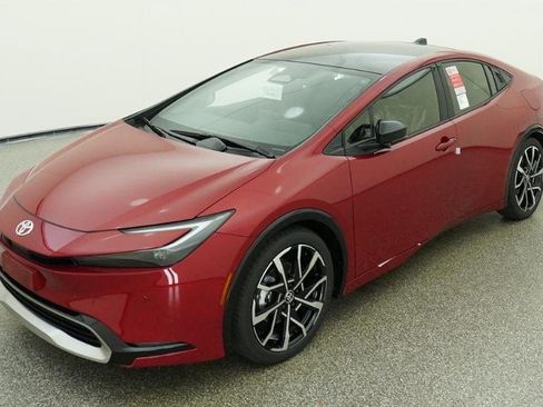 New 2026 Toyota Prius Plug-In Hybrid FWD image 1