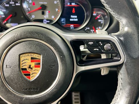 Used 2017 Porsche Cayenne S AWD/4WD image 19