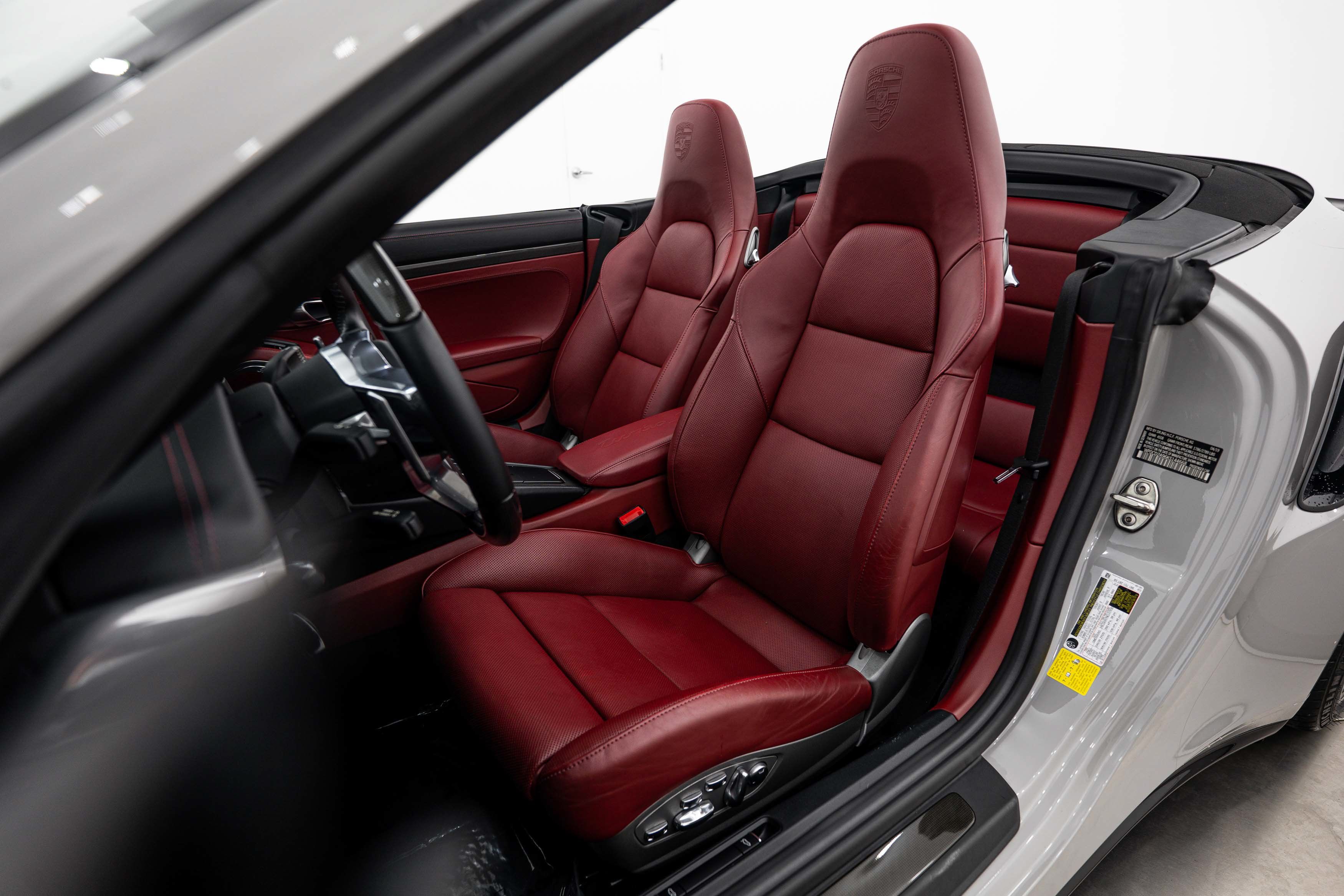 Certified 2019 Porsche 911 Turbo S AWD/4WD image 5