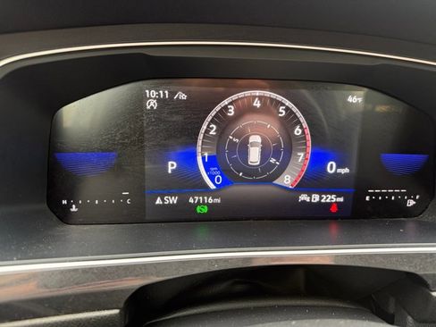 Used 2024 Volkswagen Tiguan SE image 5