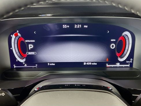 New 2026 Nissan Pathfinder Platinum image 16