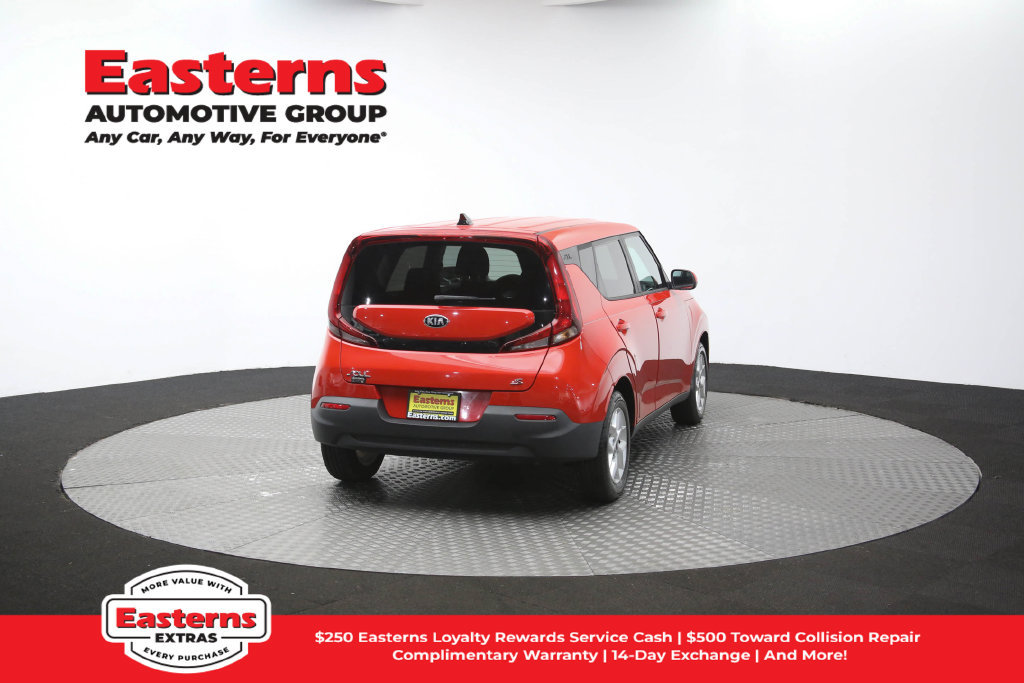 Used 2020 Kia Soul S FWD image 38