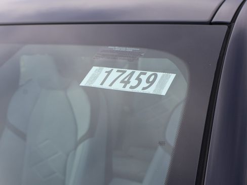 New 2024 BMW i5 eDrive40i w/ Executive Package image 28