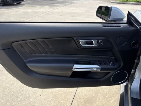 Used 2023 Ford Mustang Premium image 14