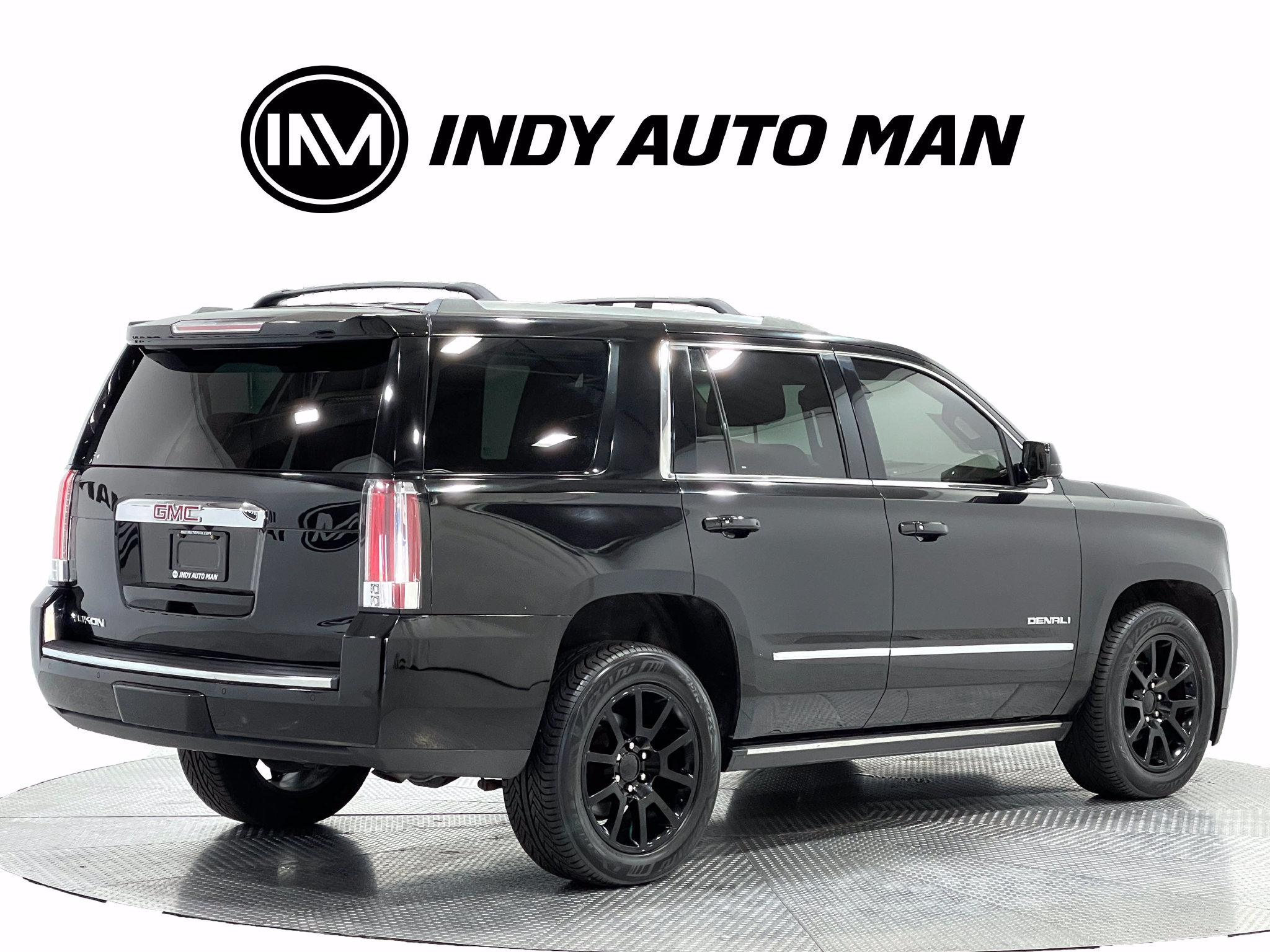 Used 2016 GMC Yukon Denali w/ Open Road Package AWD/4WD image 4