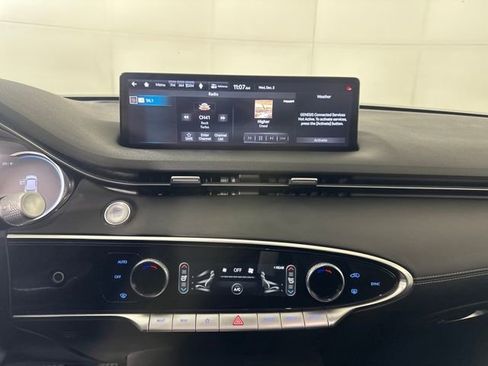 Used 2022 Genesis GV70 2.5T w/ Select Package image 21