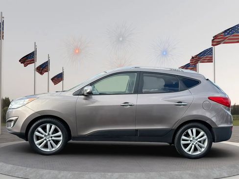 Used 2010 Hyundai Tucson Limited image 4