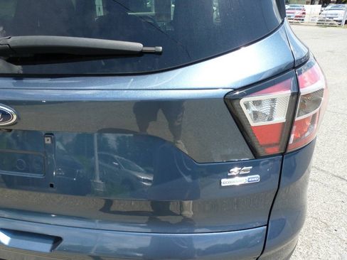 Used 2018 Ford Escape SE AWD/4WD image 9