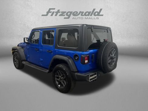 Used 2024 Jeep Wrangler Sport S image 3