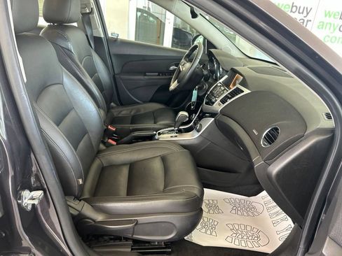 Used 2016 Chevrolet Cruze LT w/ Sun, Sound and Sport Package FWD image 23