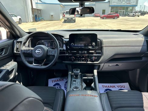 Used 2025 Nissan Pathfinder Rock Creek AWD/4WD image 21