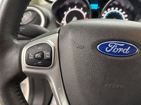 Used 2016 Ford Fiesta SE image 26