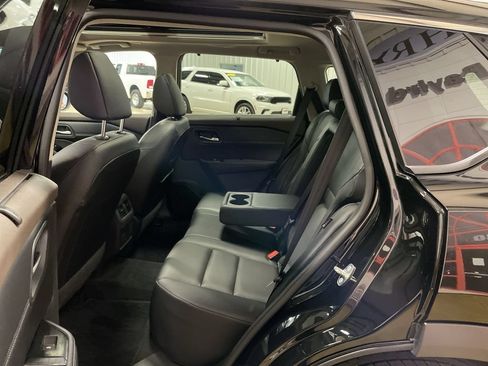 Used 2023 Nissan Rogue SV w/ SV Premium B Package FWD image 23