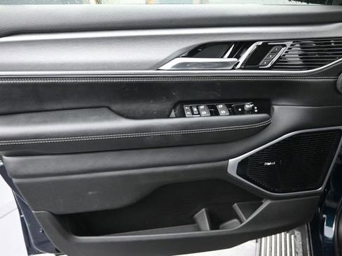 New 2026 Jeep Grand Wagoneer Limited AWD/4WD image 12