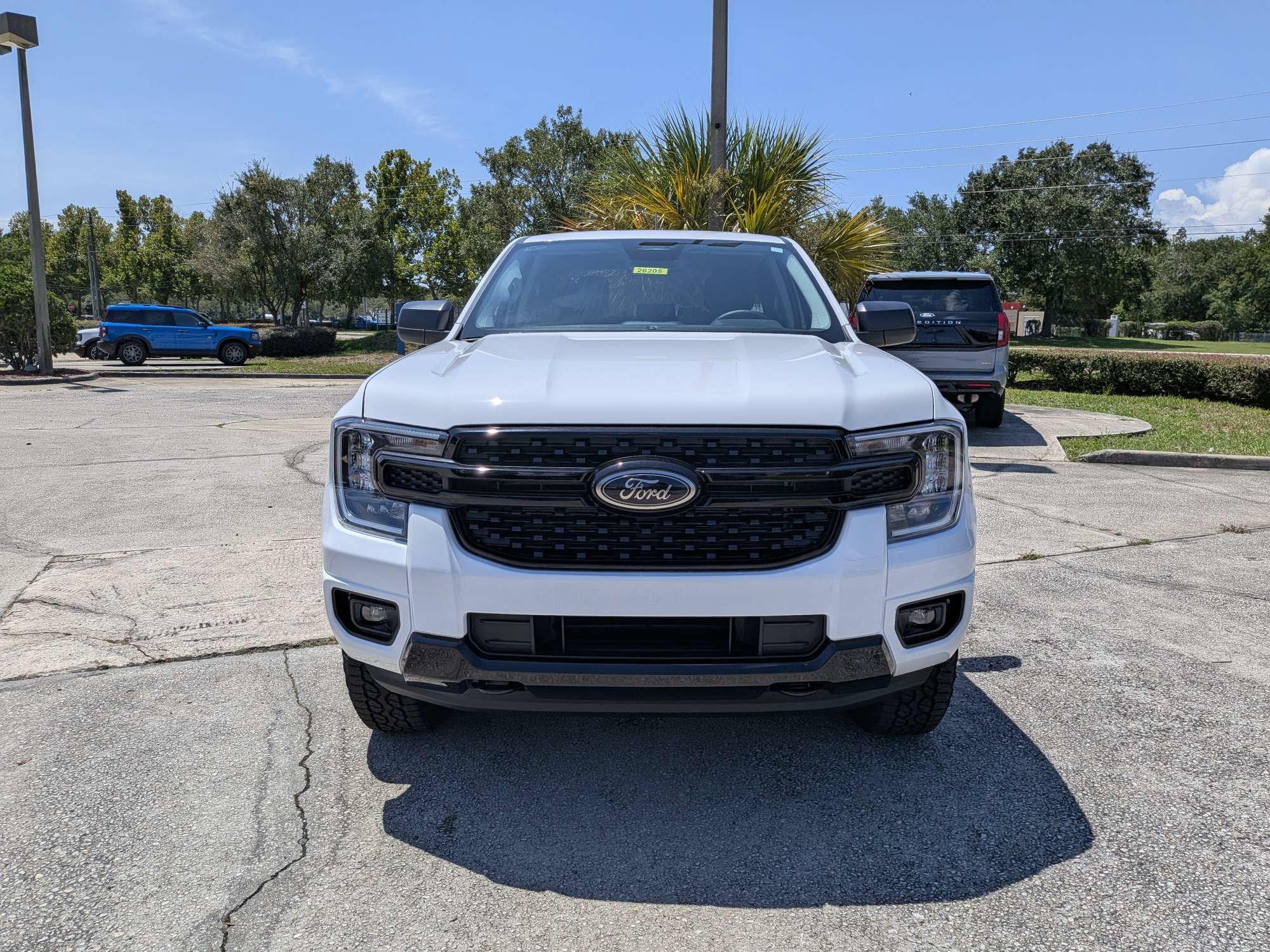 New 2026 Ford Ranger XLT w/ Black Appearance Package AWD/4WD image 9