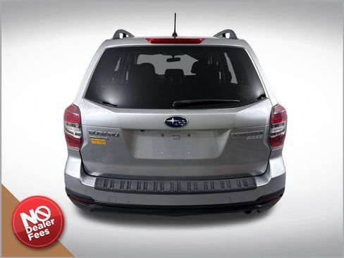 Used 2014 Subaru Forester 2.5i Premium w/ All-Weather Package AWD/4WD image 5