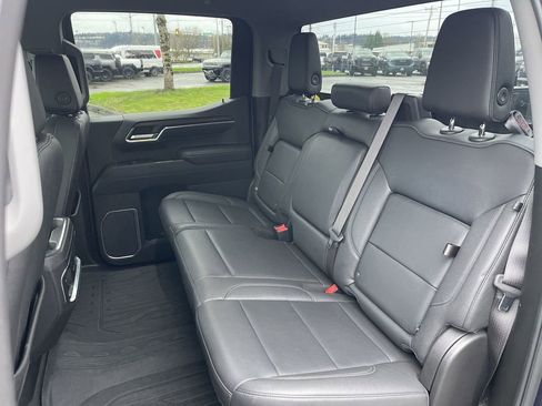 Used 2022 GMC Sierra 1500 SLT w/ SLT Convenience Package image 25