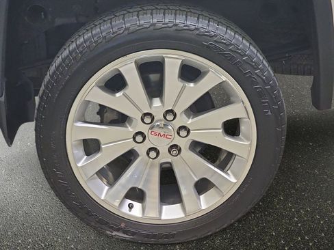 Used 2018 GMC Sierra 1500 SLT w/ Suspension Package, Off-Road image 36