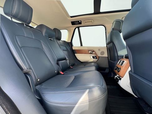 Used 2019 Land Rover Range Rover HSE image 27