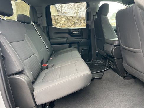 Used 2021 Chevrolet Silverado 1500 LT image 24