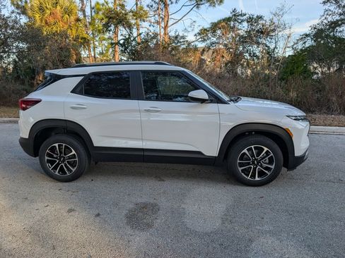 New 2026 Chevrolet TrailBlazer LT w/ Driver Confidence Package image 9