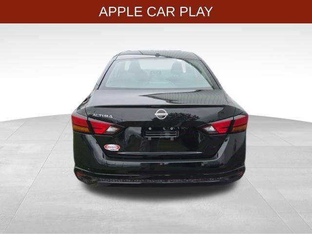 Used 2025 Nissan Altima 2.5 SV FWD image 6