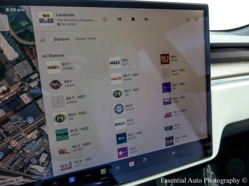 Used 2023 Tesla Model S REFRESH image 21