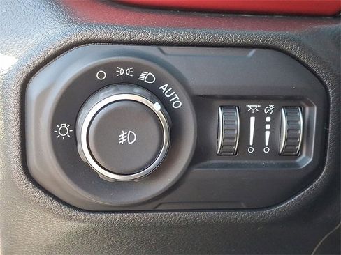 Used 2021 Jeep Wrangler Unlimited Rubicon image 25