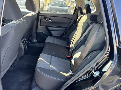 Certified 2024 Nissan Rogue SV image 10