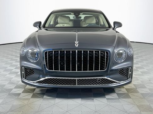 New 2026 Bentley Flying Spur Azure image 2